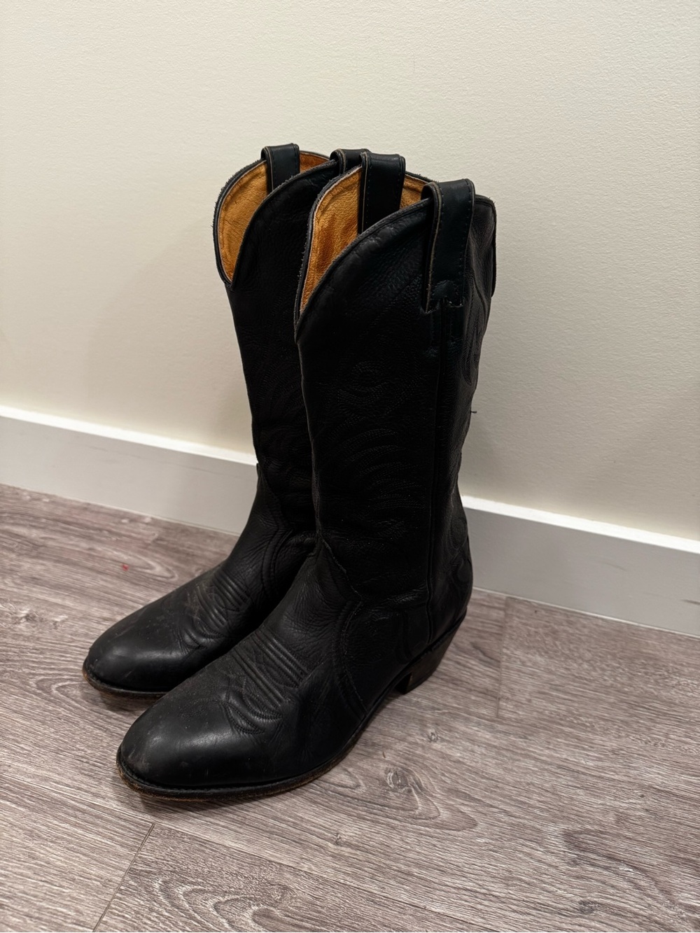 Boulet Men’s 8.5 leather vintage cowboy boots